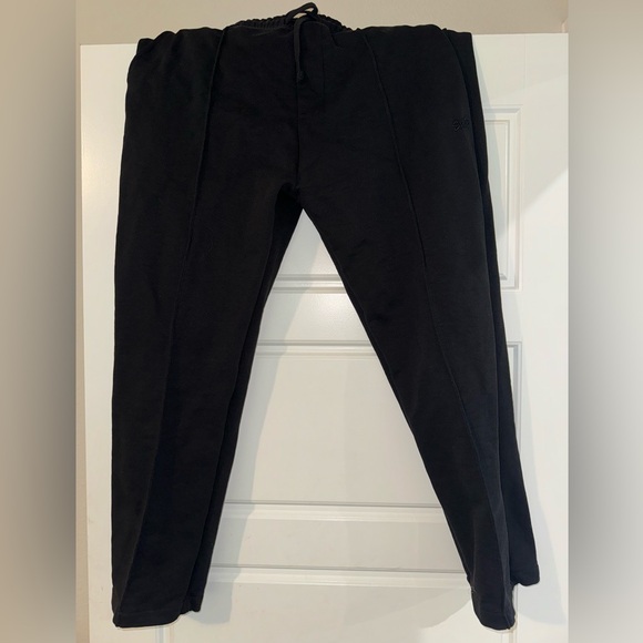 P&B dressy black sweat pants with front outer seam. - Picture 3 of 4